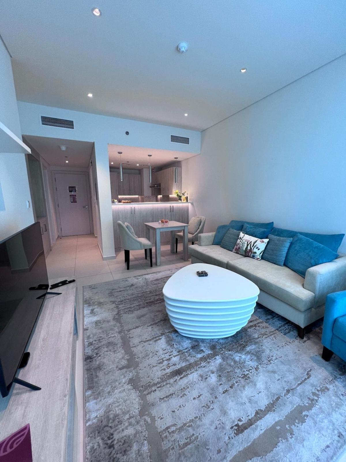 Stunning 1 Bedroom In Seven Palm
