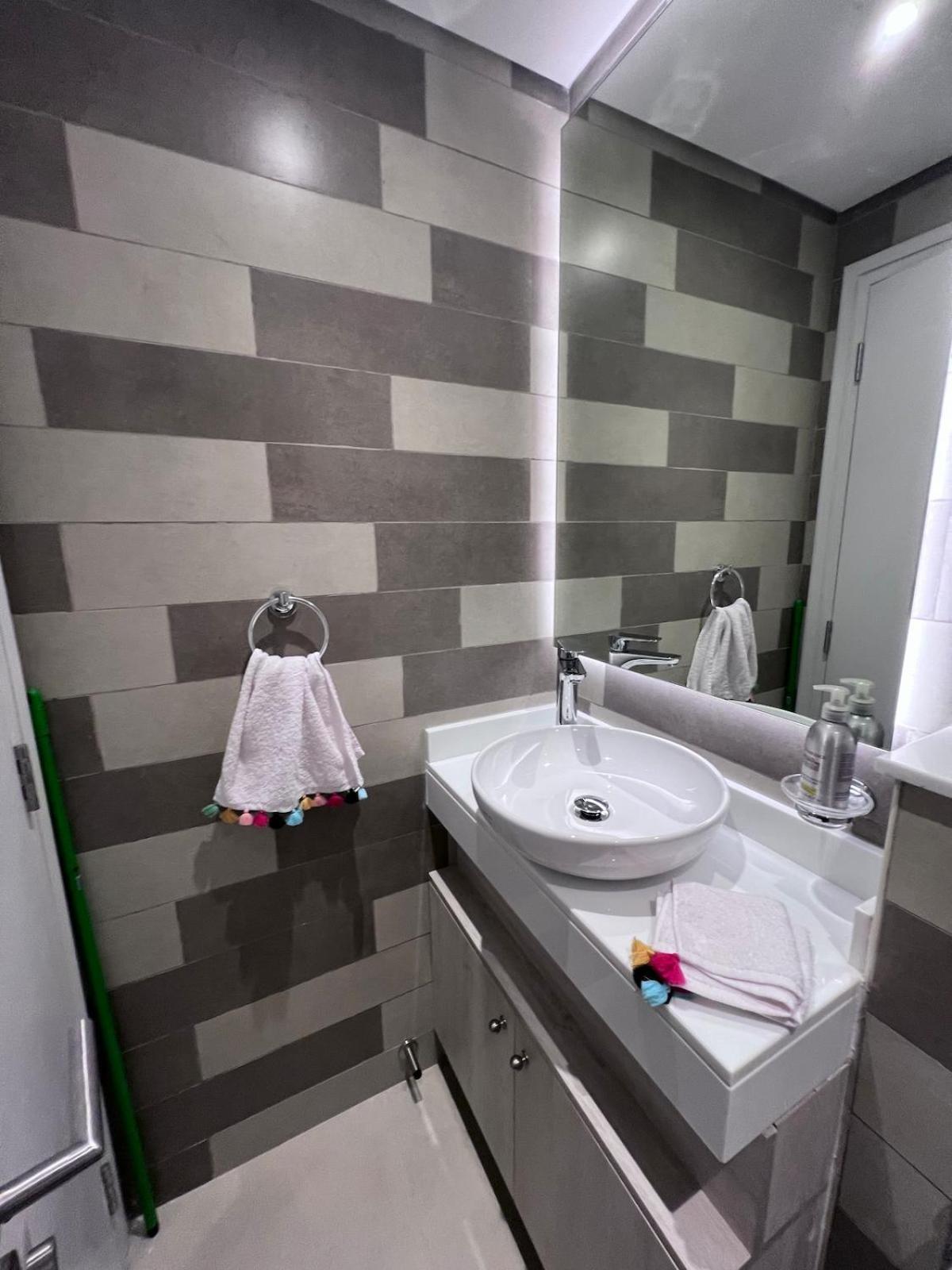 Stunning 1 Bedroom In Seven Palm *